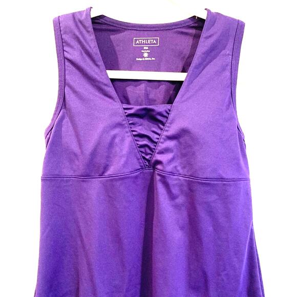 Athleta Womens purple tank with rouching and built-in bra small - Picture 2 of 9